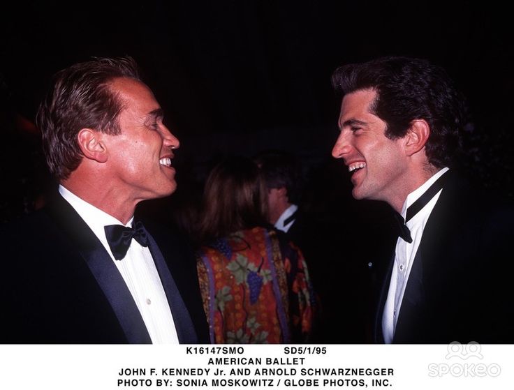 Arnold Schwarzenegger sharing a laugh with his late (former) cousin-in ...