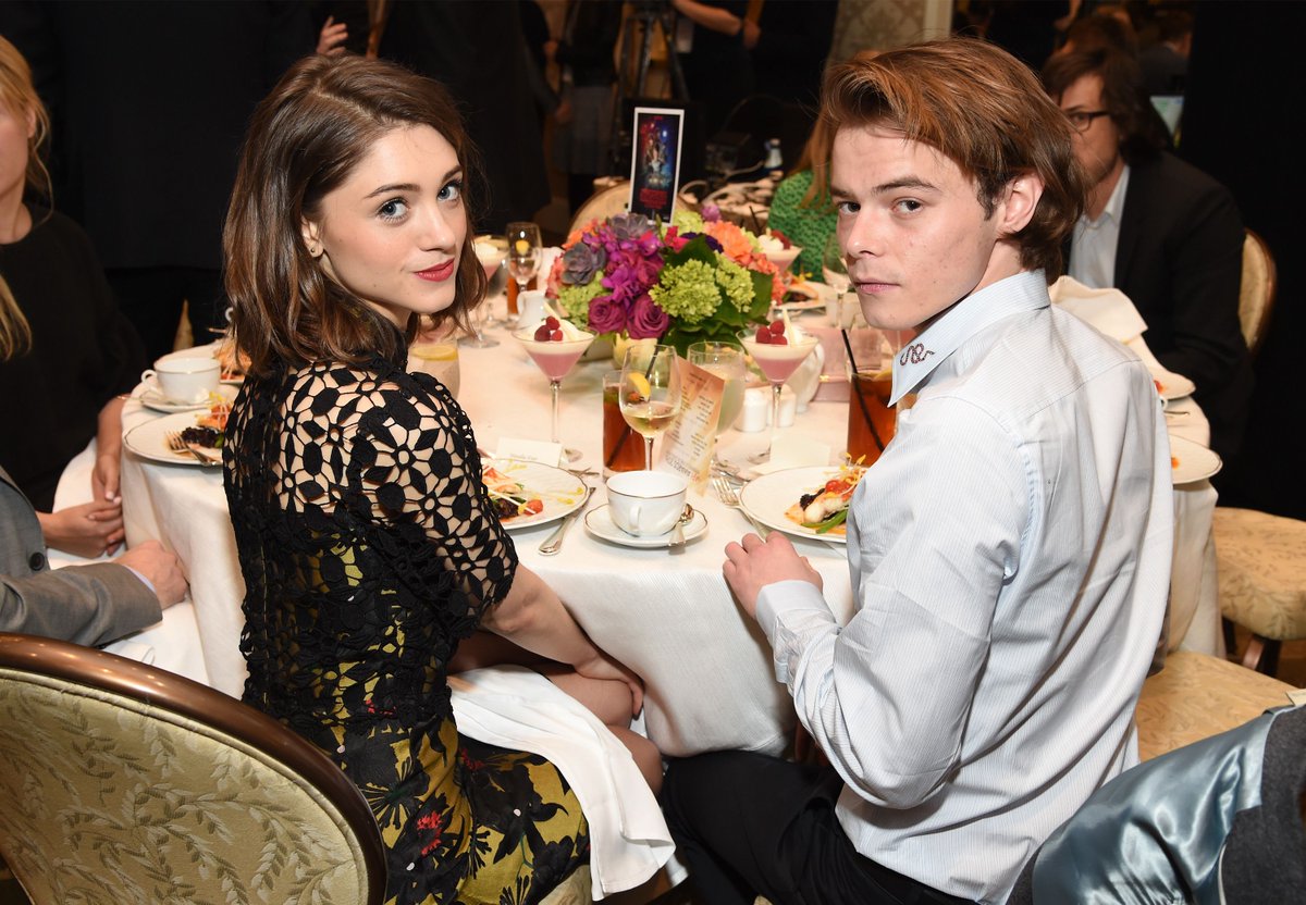 Hot new couple alert! nancy and jonathan in 'stranger things' are ...