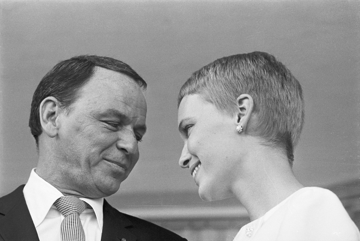 What Was Mia Farrow and Frank Sinatra's Age Difference When They Got ...