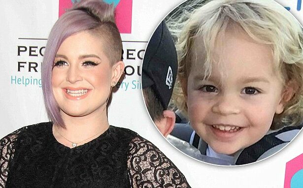 Kelly's Age When She Became a Mother for the First Time