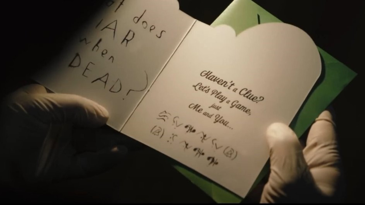 The Batman trailer contains a hidden message from The Riddler and ...