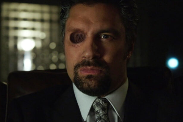 The Mystery behind Slade's Missing Eye: Uncovering the Truth.