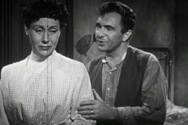 Unveiling the Identity of the Pioneer Singer Who Sang with his Hands