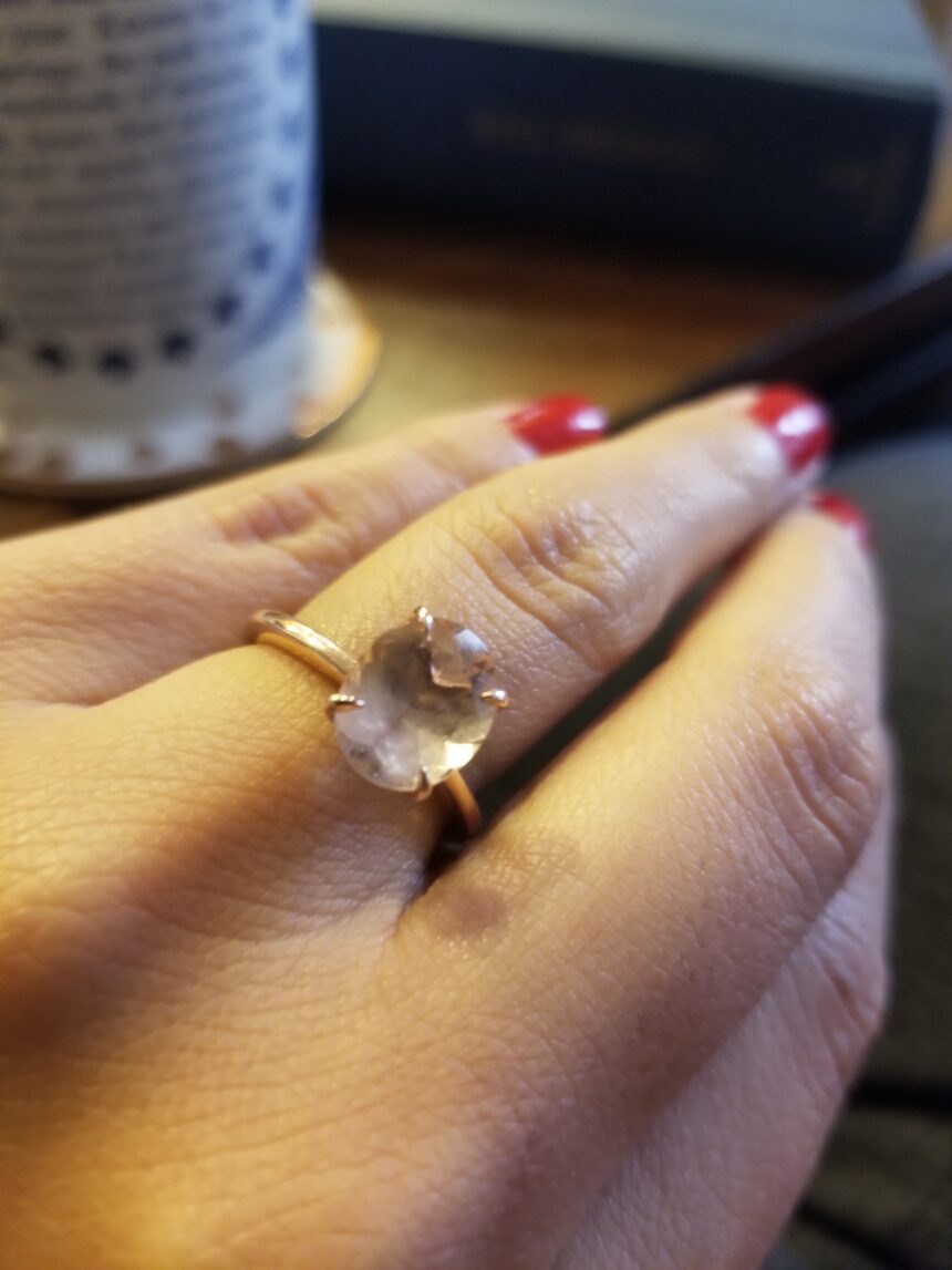 Understanding the Cloudiness of Morganite: Causes and Solutions.