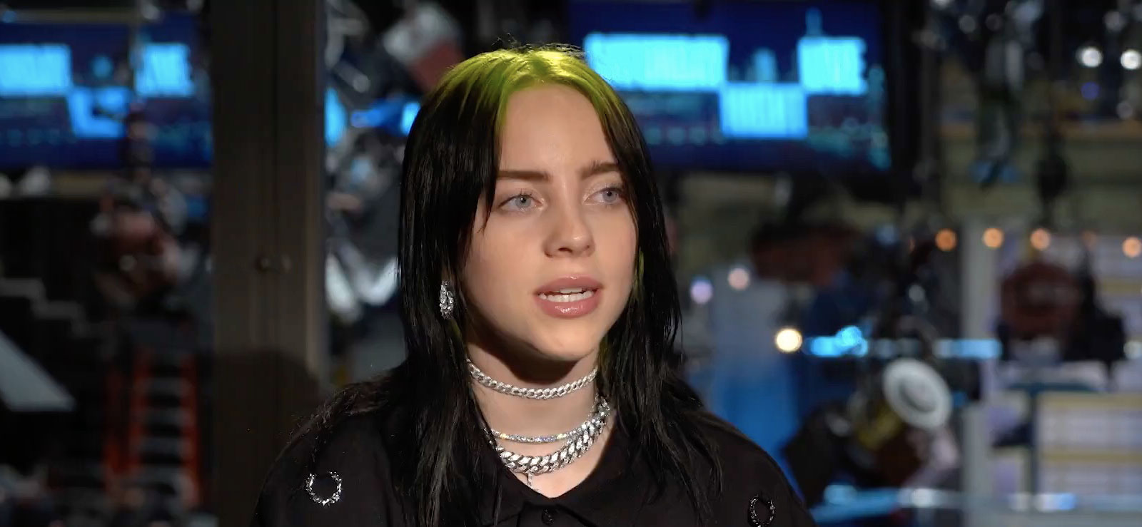 How Billie Eilish Walked on Walls for Her 'Bad Guy' Performance on SNL ...
