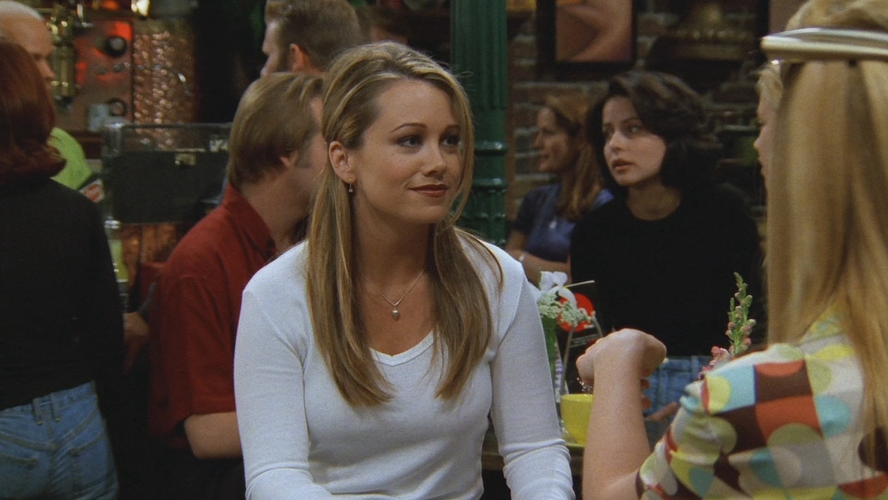 15 Times Phoebe On 'Friends' Was Legit The Most Relatable Character Ever