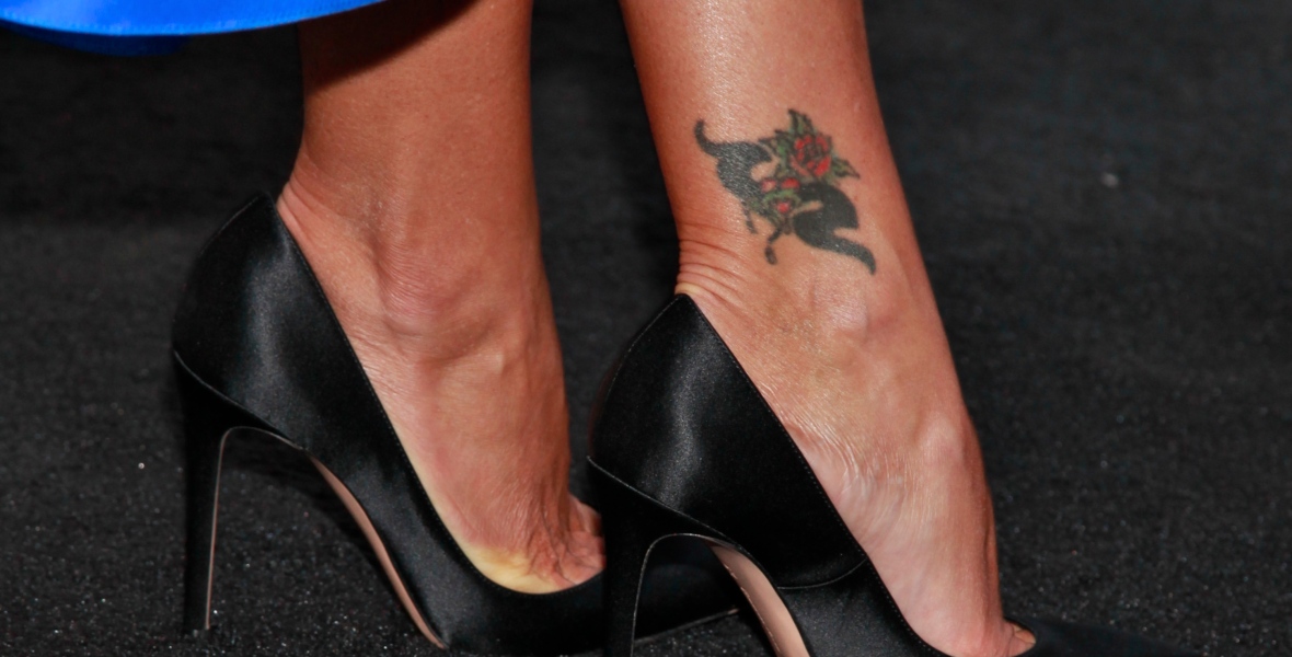 Kelly Ripa Wrist Tattoo: Check out the Talk Show Star's Ink!