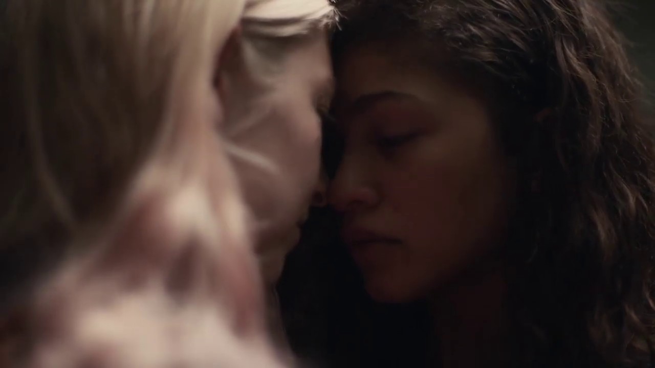Euphoria 1x04 Rue and jules kiss - YouTube