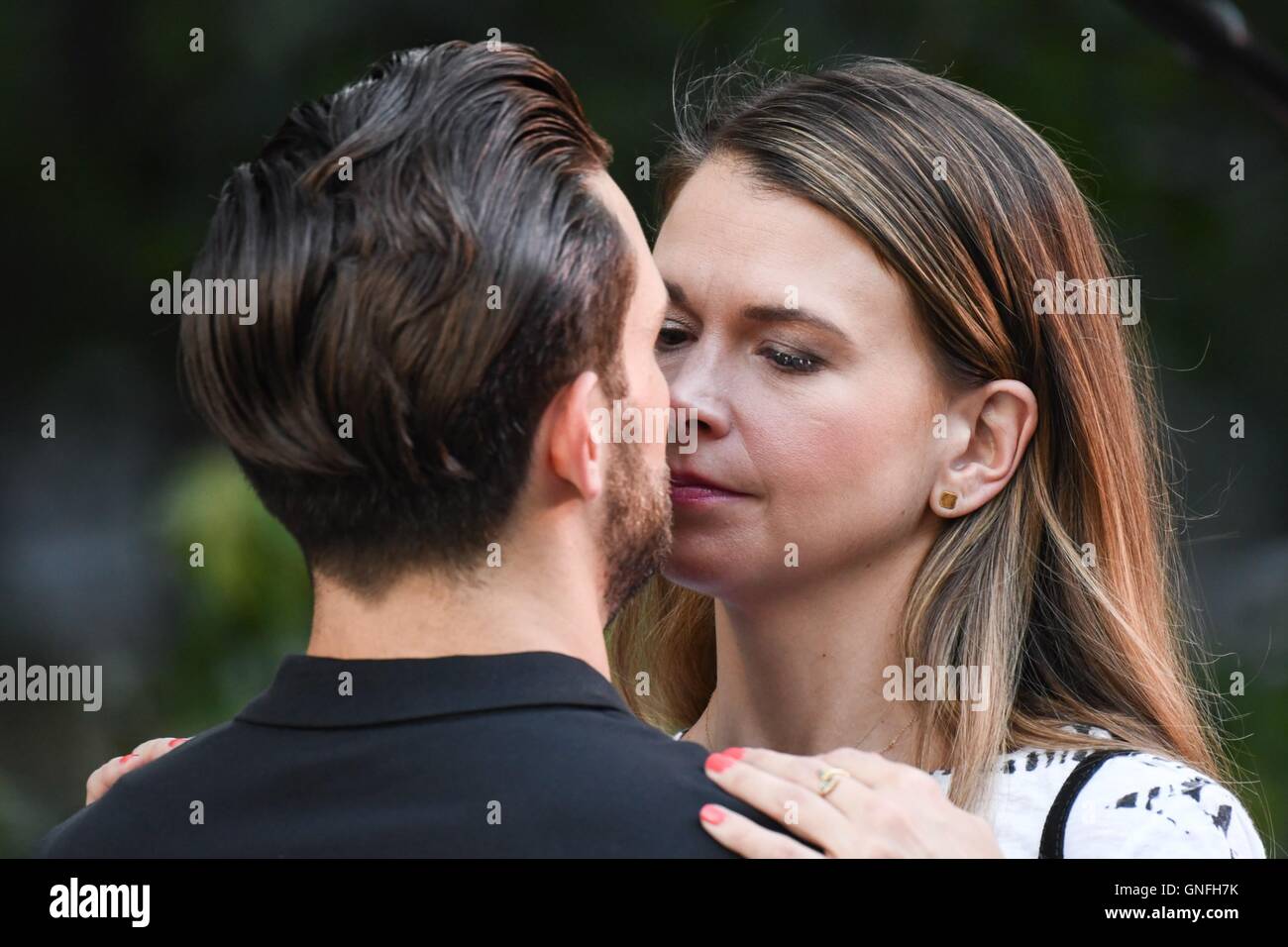 New York, NY, USA. 30th Aug, 2016. Sutton Foster, Nico Tortorella on ...