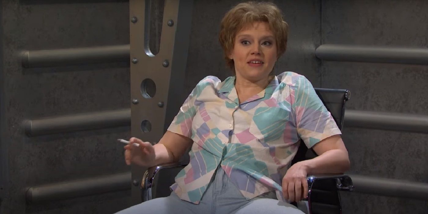 SNL: Kate McKinnon Says Goodbye To Show In Cold Open